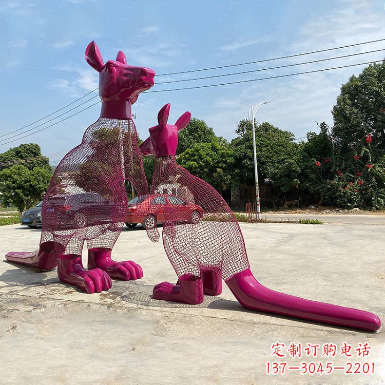 泰州不锈钢袋鼠雕塑给公园带来美好景观