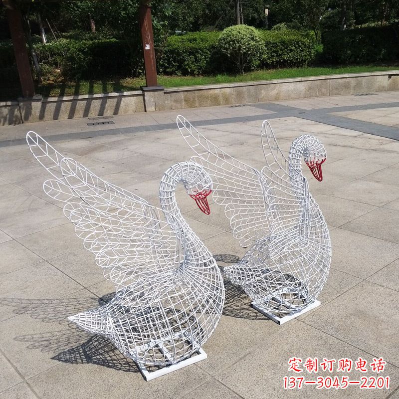 泰州不锈钢网格展翅天鹅雕塑