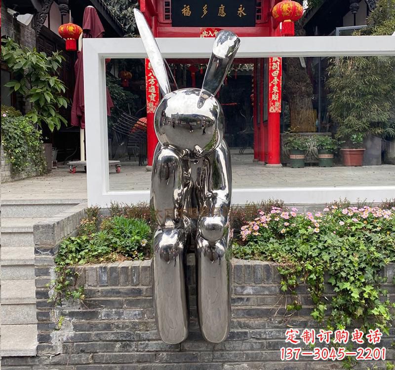 泰州不锈钢兔子雕塑精美的艺术作品