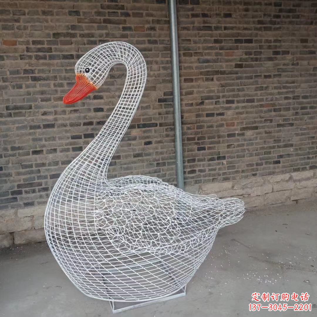 泰州不锈钢卧姿款网格天鹅(未展翅)