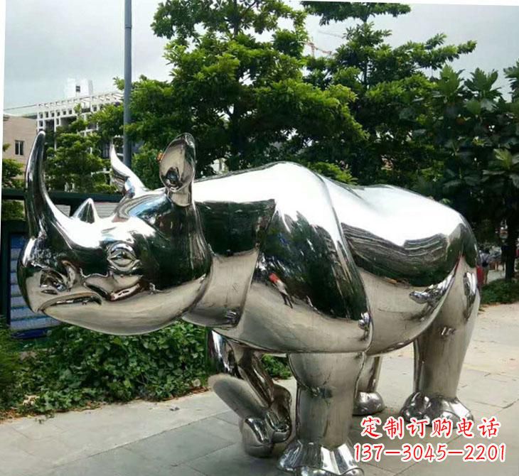 泰州不锈钢犀牛雕塑传承自然之美