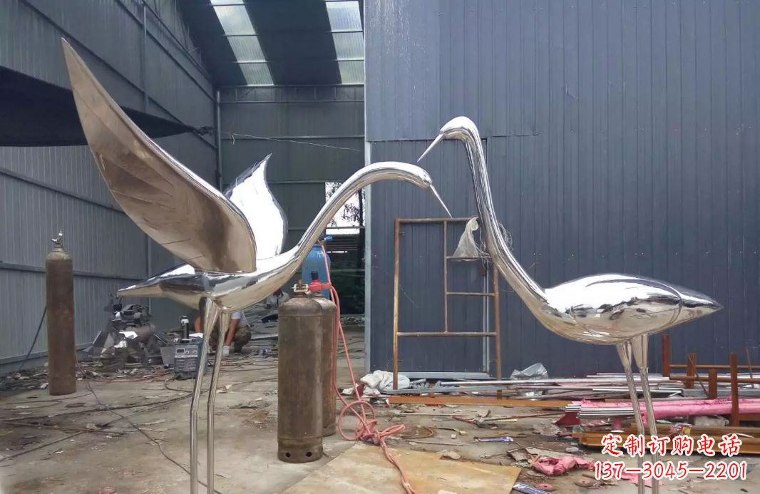 泰州不锈钢仙鹤雕塑传承中国文化