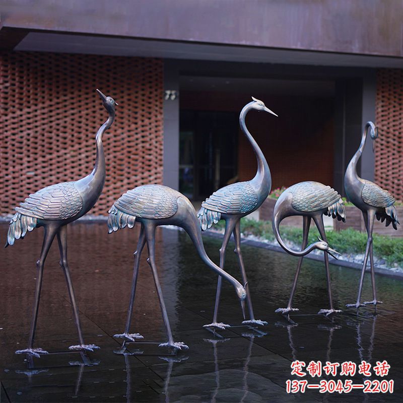 泰州不锈钢仙鹤飞翔雕塑