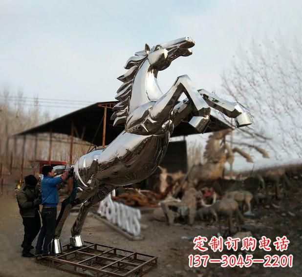 泰州不锈钢现代动物马雕塑