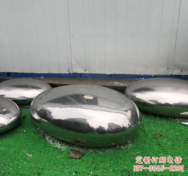 泰州不锈钢现代艺术鹅卵石雕塑