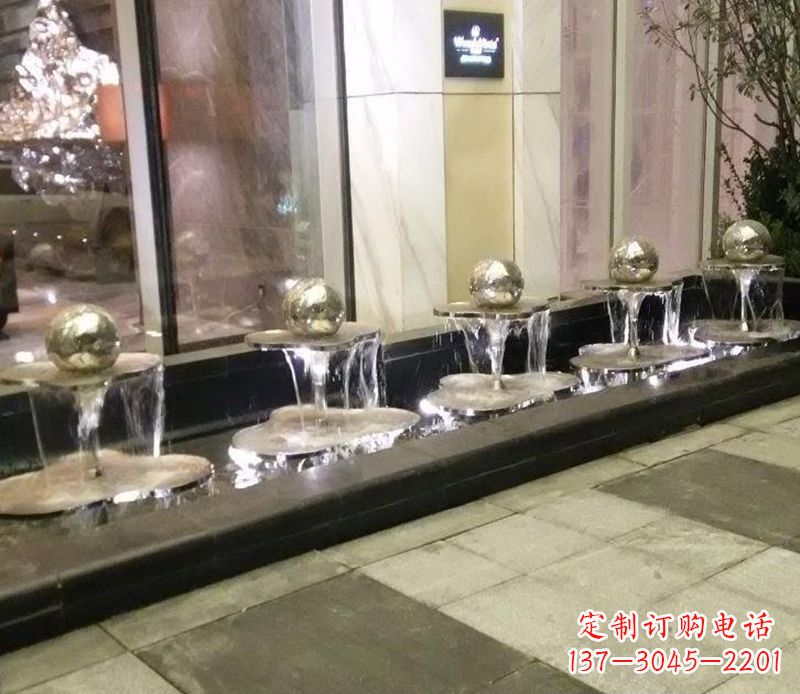 泰州不锈钢小喷泉雕塑——美化环境的艺术