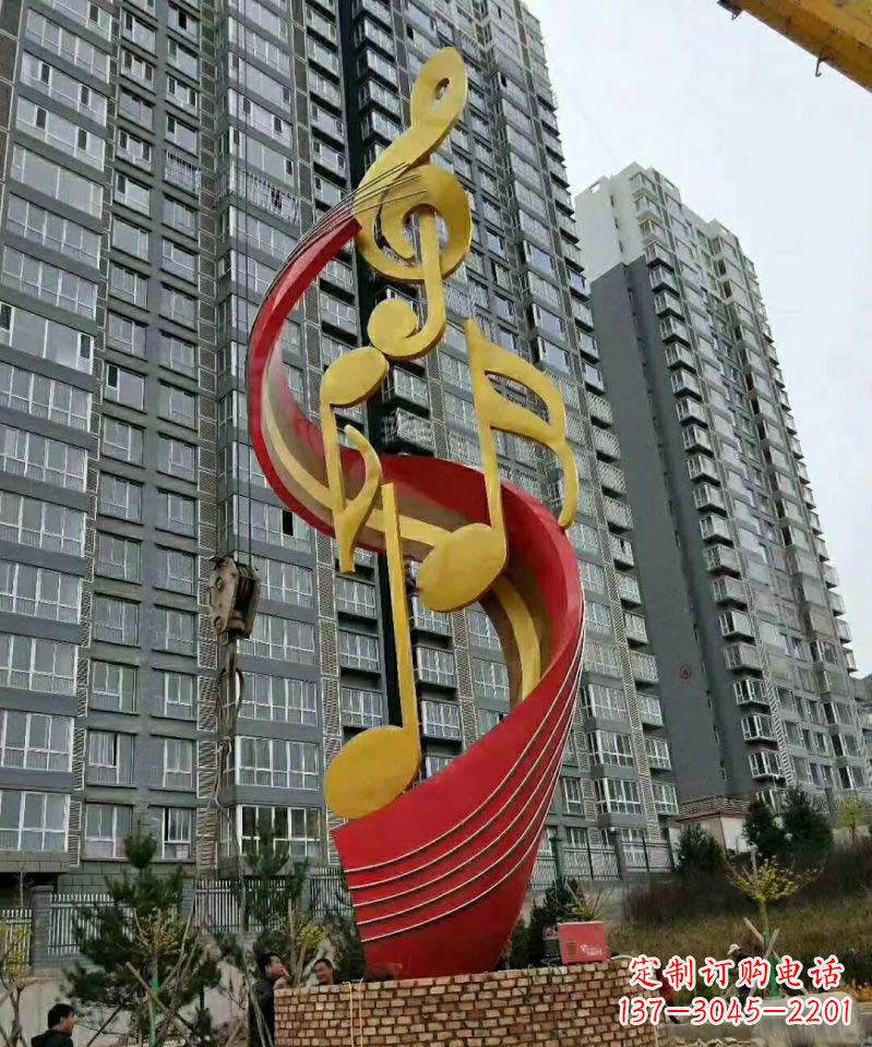 泰州不锈钢小区音符雕塑传递音乐的魅力