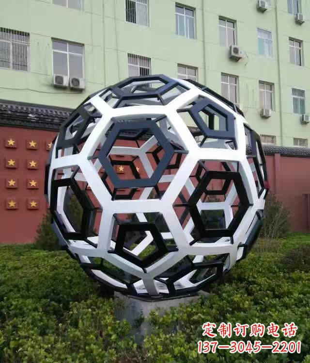 泰州不锈钢足球雕塑缔造校园新风貌