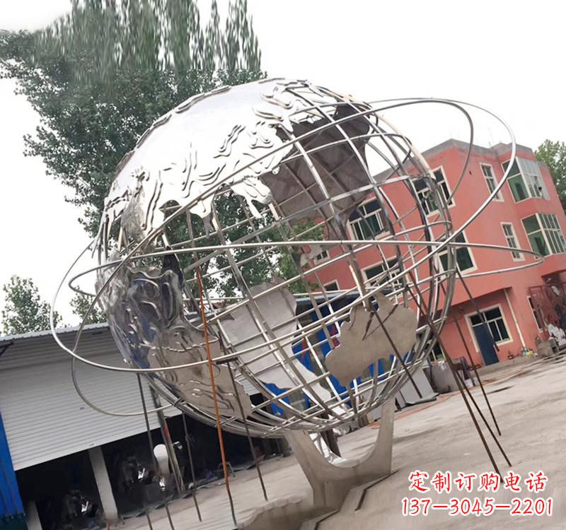 泰州不锈钢艺术镂空地球仪雕塑