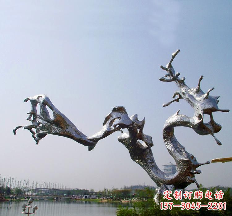 泰州不锈钢水滴雕塑体现自然之美