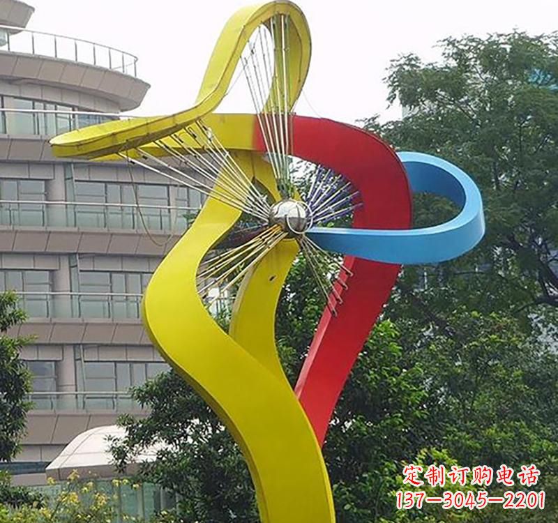 泰州不锈钢风车雕塑——烤漆之美