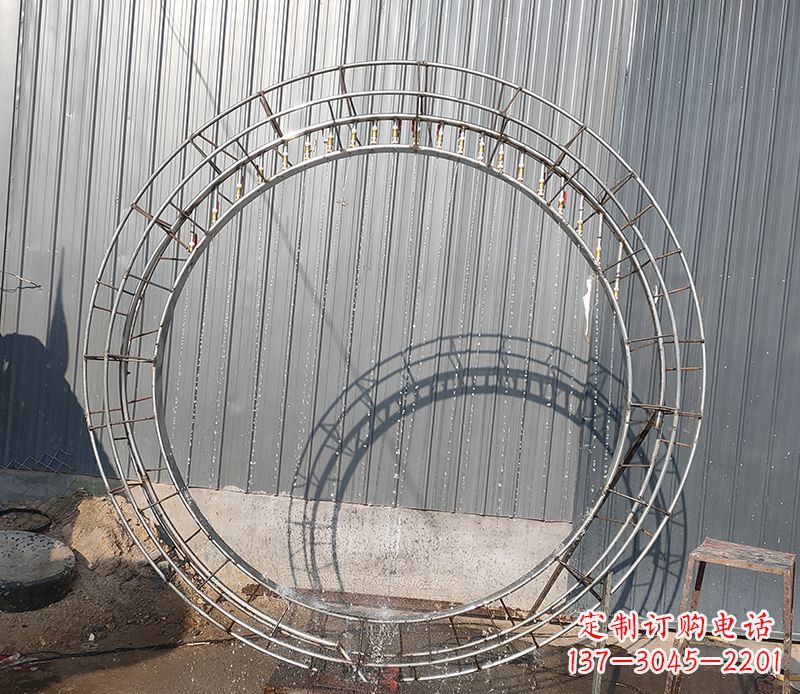 泰州圆环的美——不锈钢景观雕塑