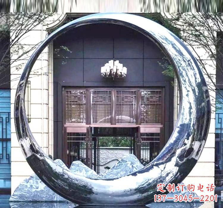 泰州精美的不锈钢圆环雕塑