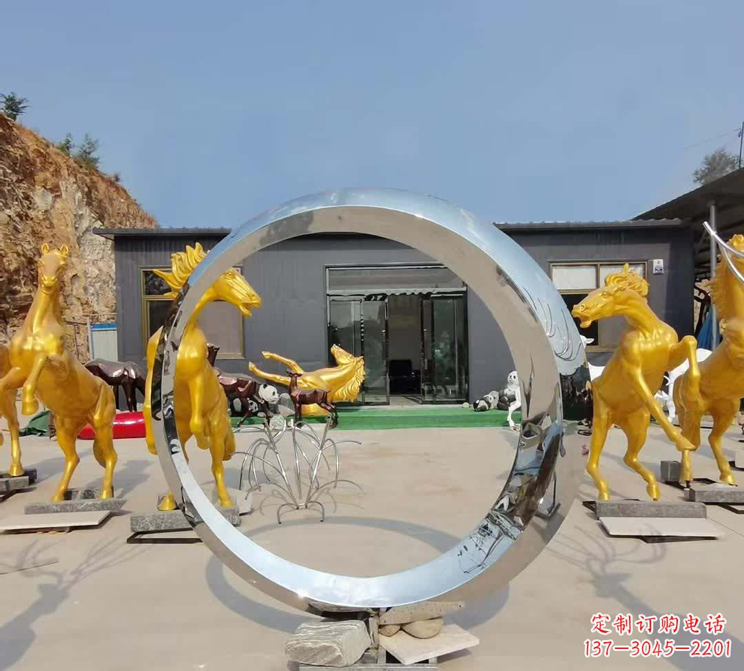 泰州不锈钢圆环雕塑让景观更加精彩
