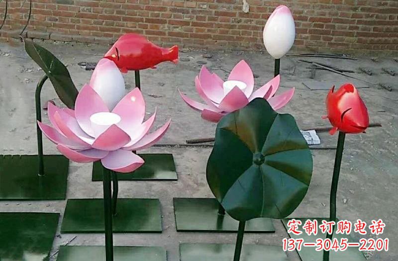 泰州彩色不锈钢鲤鱼雕塑传承古典文化的艺术之作