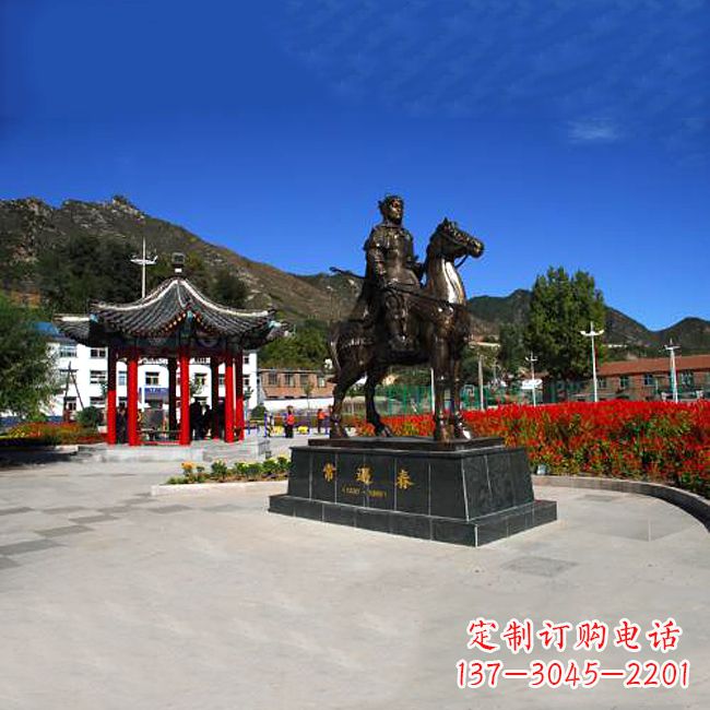 泰州纪念历史名人的骑马雕塑