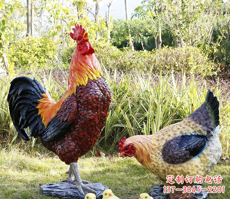 泰州公鸡雕塑完美的绿化环境装饰