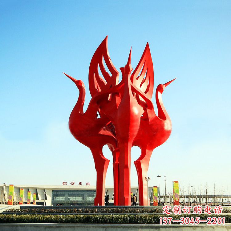 泰州城市广场4只展翅欲飞的不锈钢仙鹤动物景观雕塑