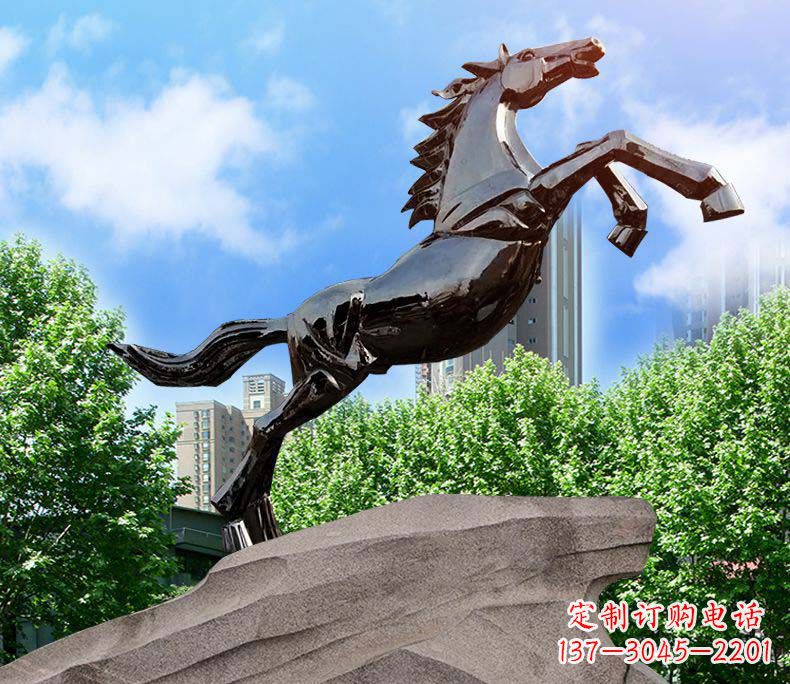 泰州镜面不锈钢奔马雕塑给城市增添灵气