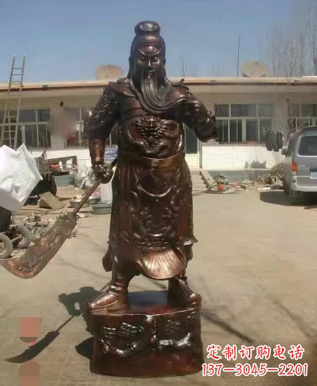 泰州持刀关公铜雕