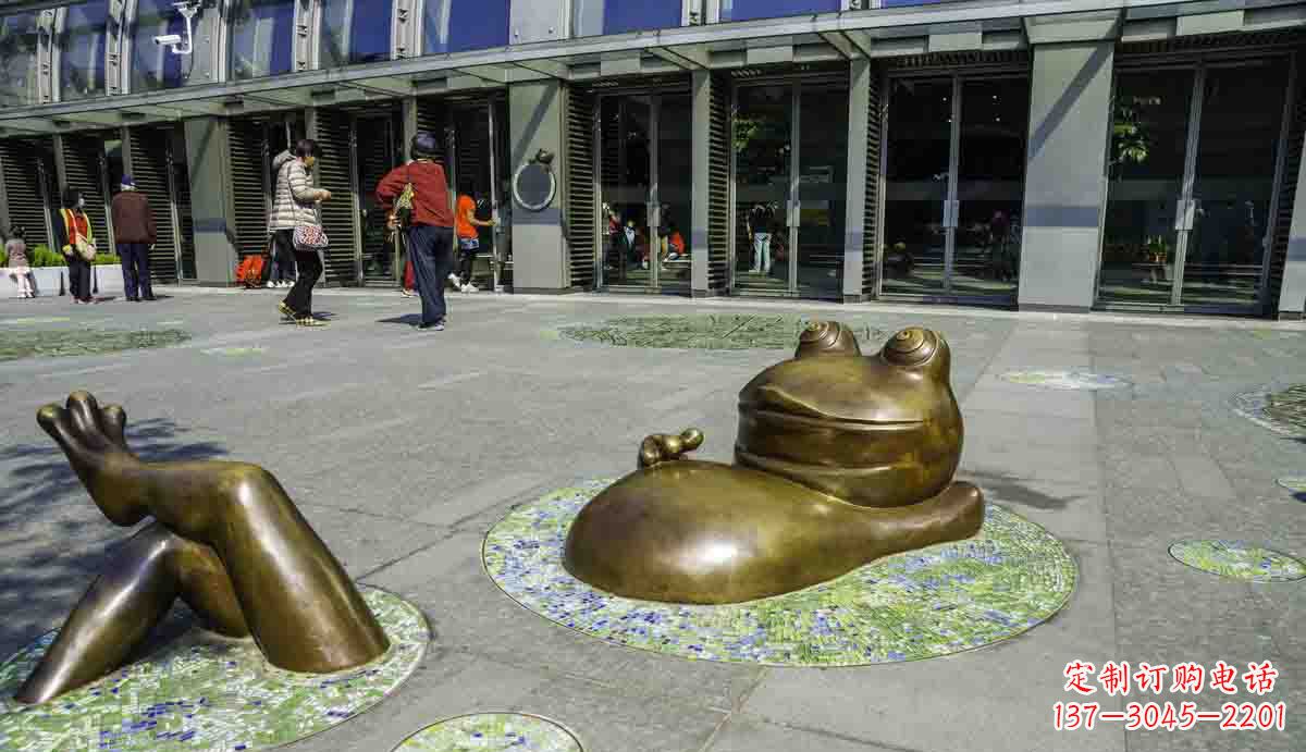 泰州青蛙雕塑传统文化的象征