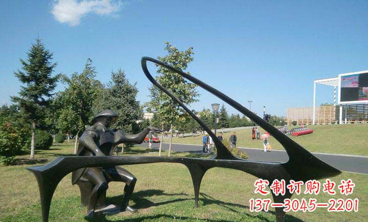 泰州抽象人物弹钢琴铜雕