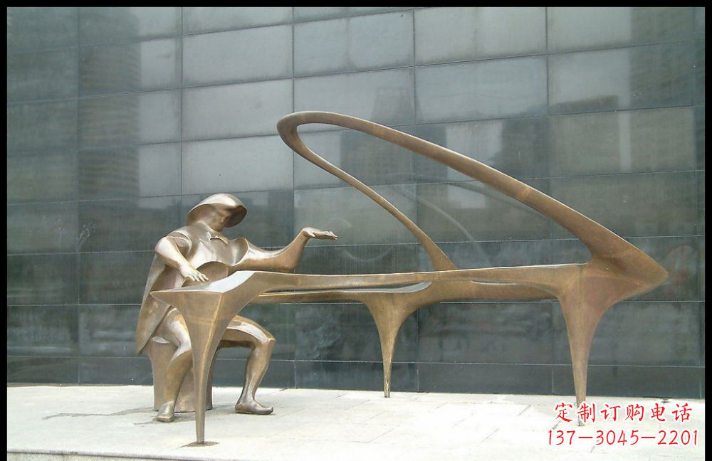 泰州钢琴雕塑融合音乐与艺术的完美结晶