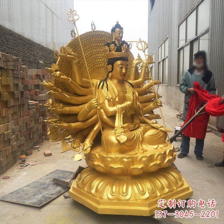 泰州纯铜鎏金千手观音