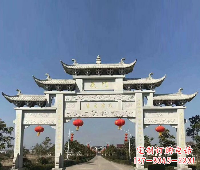 泰州传承百年,村口牌楼雕塑的历史