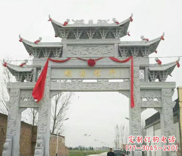 泰州牌坊雕塑纪念历史,传承文化