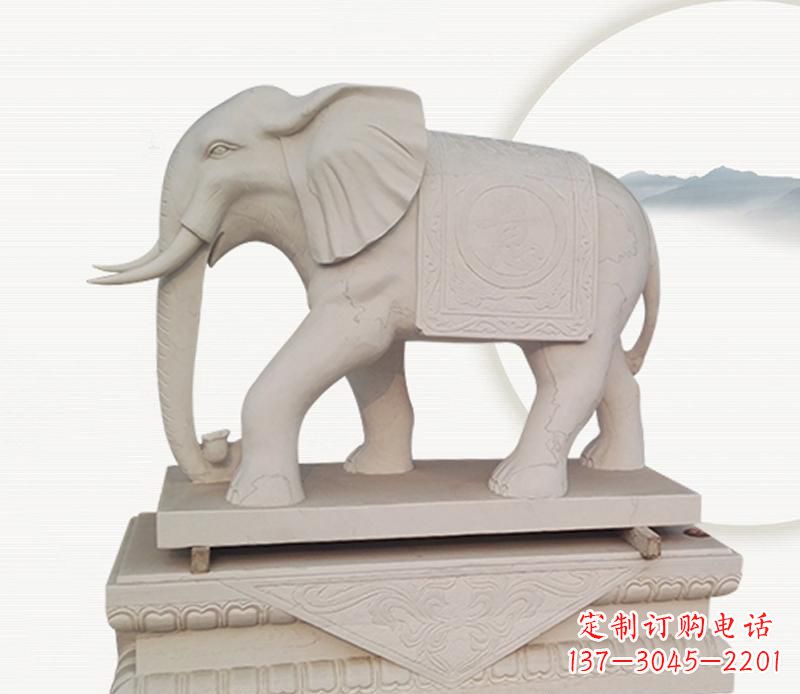 泰州大理石公园内的巨大雕塑