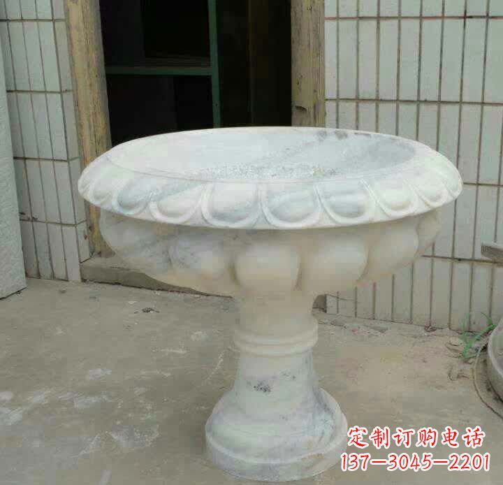 泰州大理石花盆雕塑精美绝伦,艺术风采