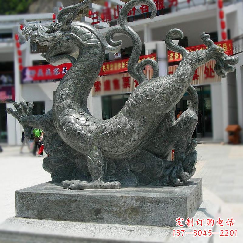 泰州传统的象征——大理石青龙雕塑