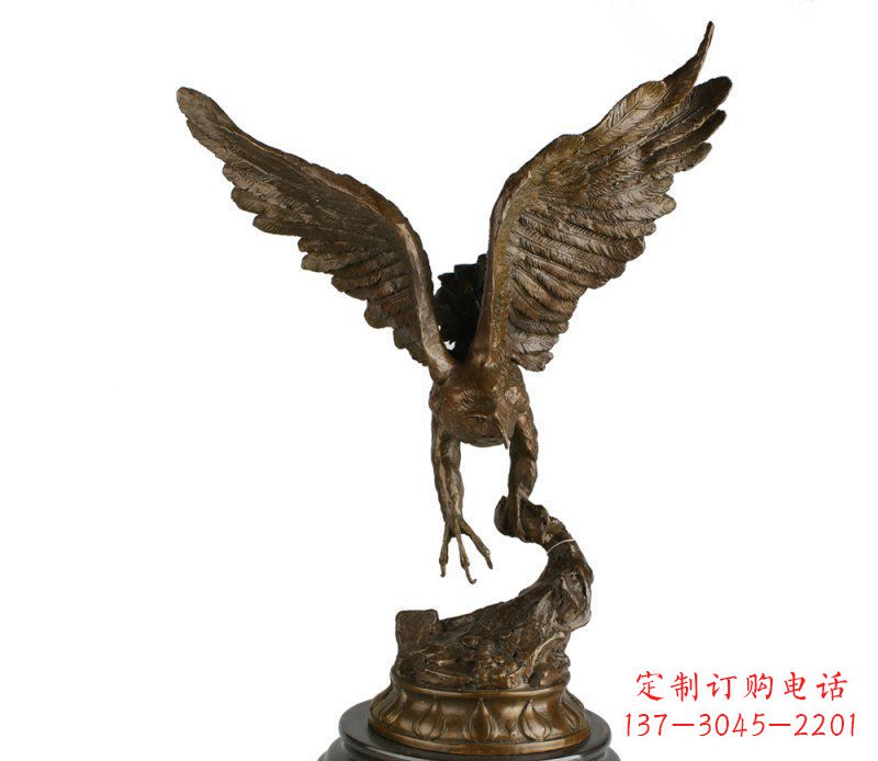 泰州大鹏展翅老鹰铜雕塑