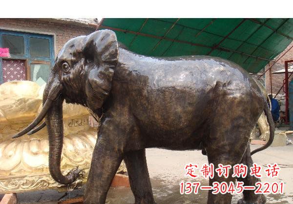 泰州大象公园动物铜雕