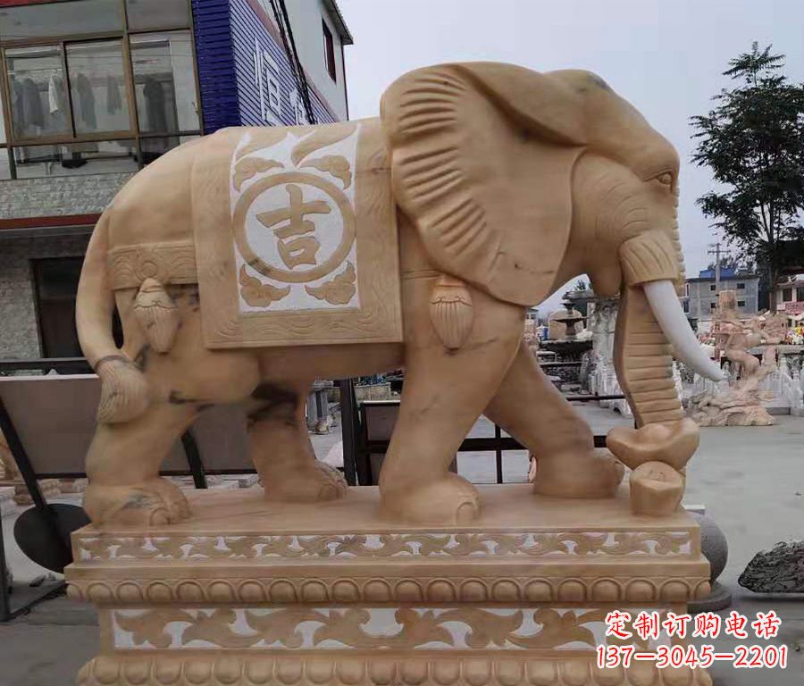 泰州大象镂空石雕