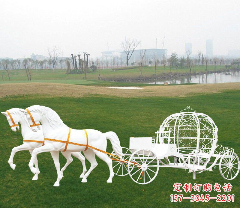 泰州优雅迷人的欧式马车动物玻璃钢雕塑