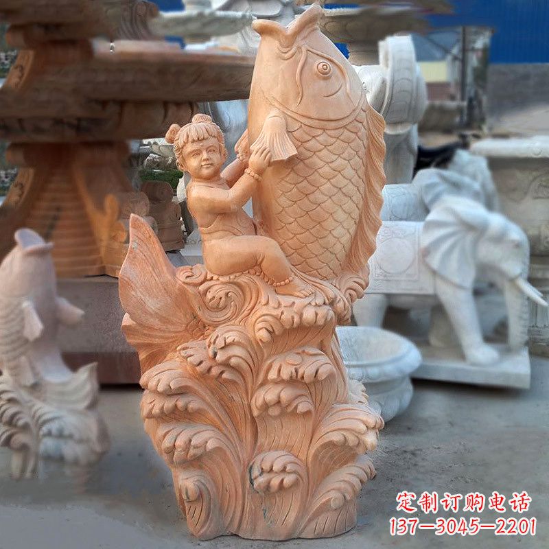 泰州大型喷水鲤鱼景观雕塑-晚霞红石雕动物喷泉