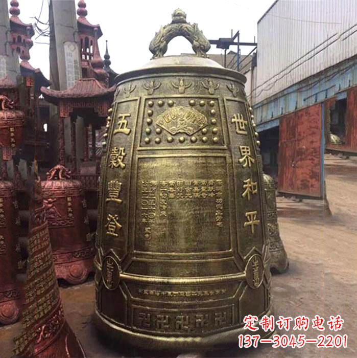 泰州独特祈福——典雅大型铜钟雕塑