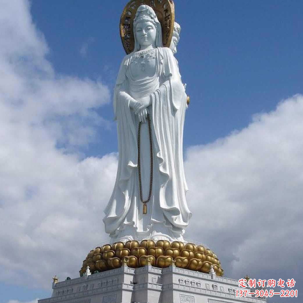 泰州汇聚神灵精灵的大型观音石雕