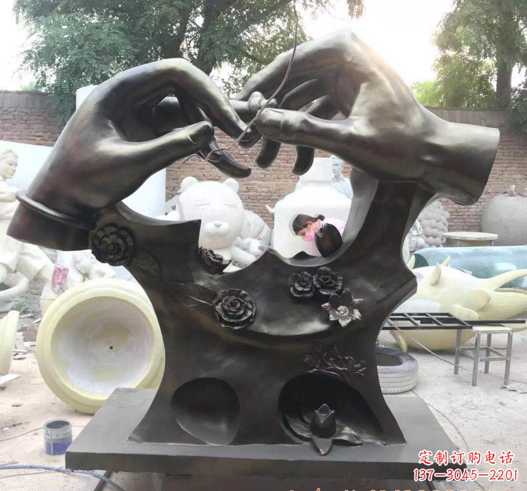 泰州精美铜戒指雕塑
