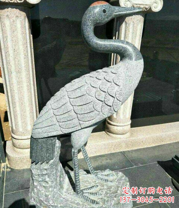 泰州传统工艺精雕丹顶鹤雕塑