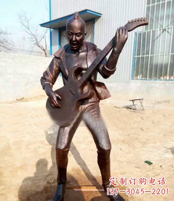 泰州音乐传奇——吉他雕塑