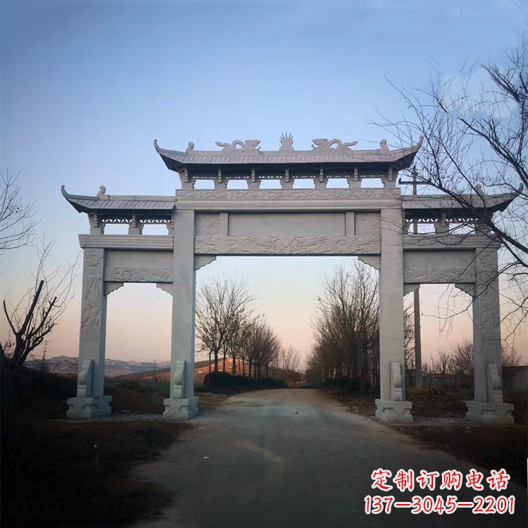 泰州道路三门石牌坊