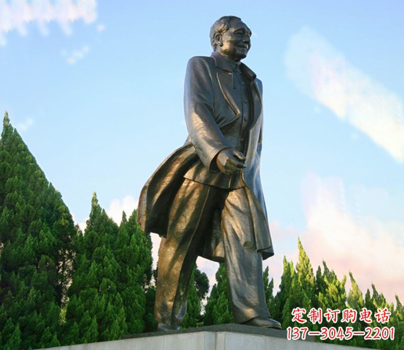 泰州激励千秋,抒发热爱——中领雕塑定制邓小平雕塑