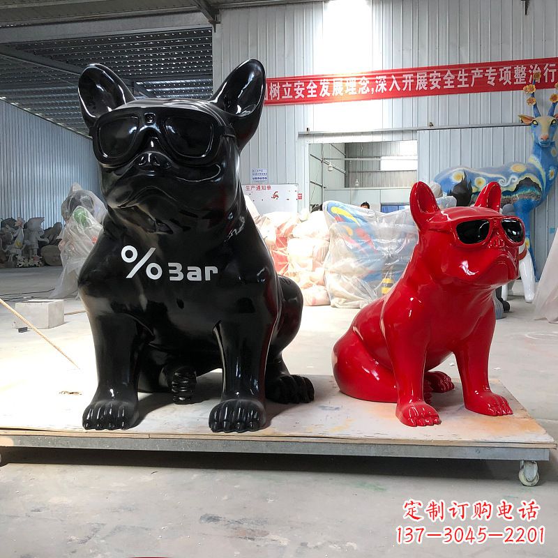 泰州斗牛犬雕塑不锈钢公仔景观雕塑摆件