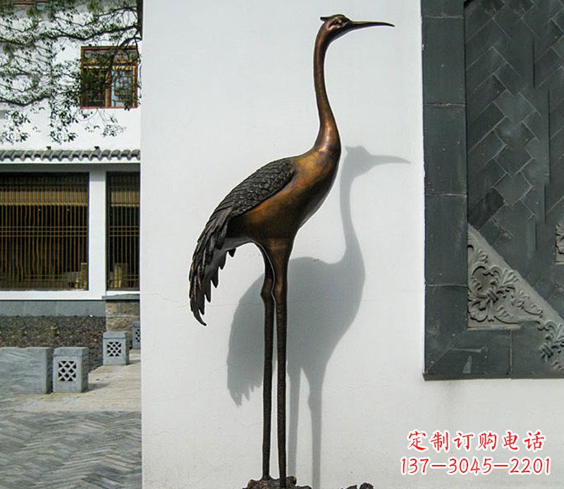 泰州仙鹤雕塑,精美绝伦,艺术动人