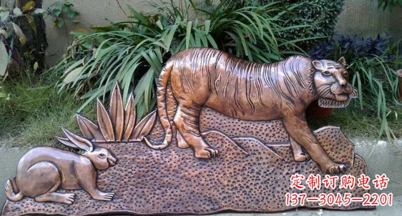 泰州锻铜动物雕塑