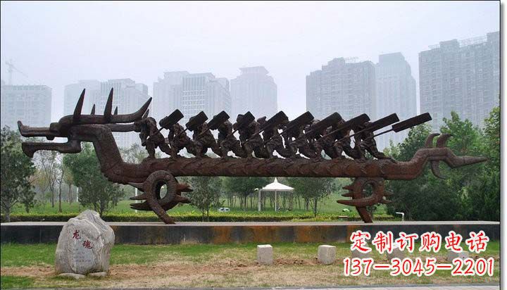 泰州锻铜赛龙舟雕塑