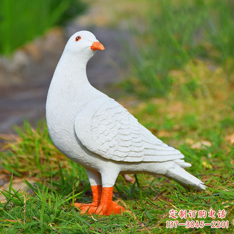 泰州和平鸽雕塑传递和平与希望的象征